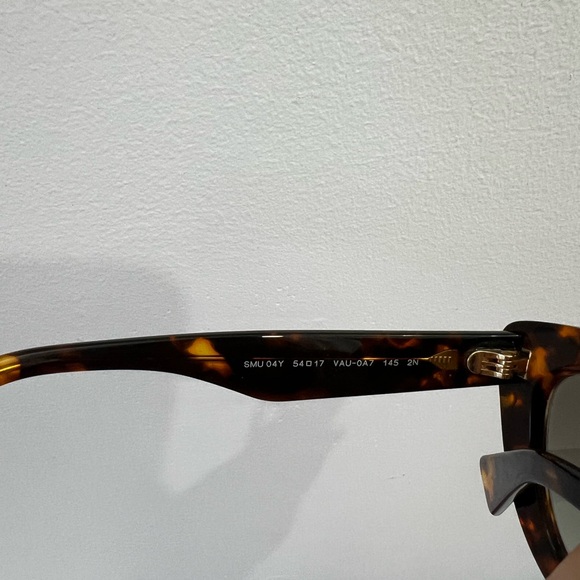 Miu Miu cat eye Sunglas - Picture 3 of 3